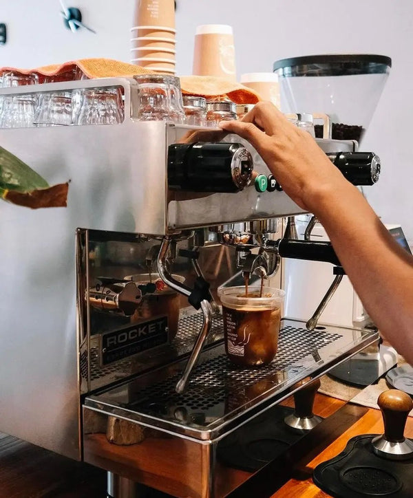 Kommerziell Ausrëschtungen - Barista an Espresso