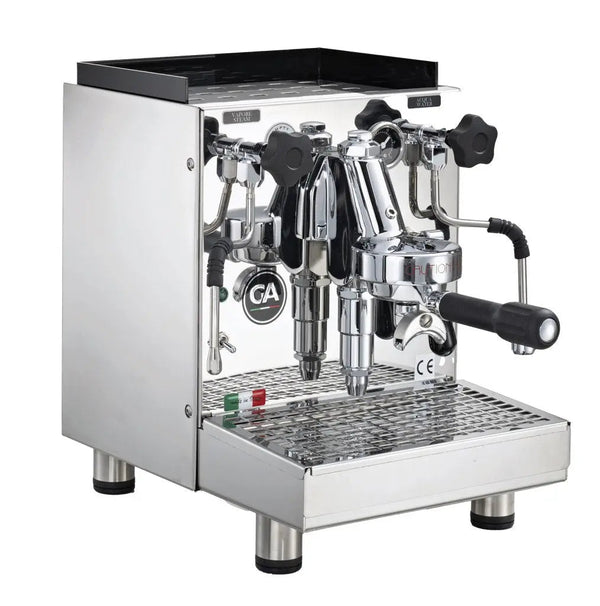 La Nuova Era - Barista an Espresso
