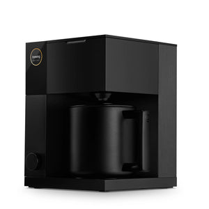 Schwaarze Filterkaffismaschinn mat modernerem Design fir Präzisioun, Deel vu Filterkaffismaschinnen, EspressoGear, Fellow, Déi lescht Neiegkeeten, alles iwwer Kaffi.