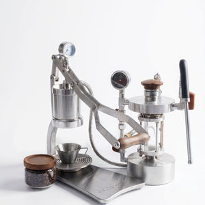 Aleman 2P Espressomaschinn mat manuellem Hebel | Basis an Drëpsbrietchen aus Edelstol