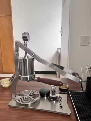 Aleman 2P Espressomaschinn mat manuellem Hebel | Basis an Drëpsbrietchen aus Edelstol