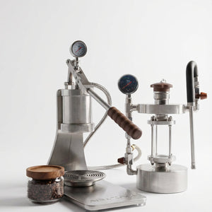 Aleman Sniper Espressomaschinn mat manuellem Hiewel | Precision Tower aus Edelstahl