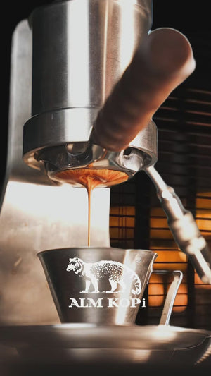 Aleman Sniper Espressomaschinn mat manuellem Hiewel | Precision Tower aus Edelstahl