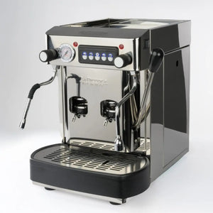 La Piccola Linea Cecilia Espressomaschinnen – Professionell Kaffisqualitéit - Barista an Espresso